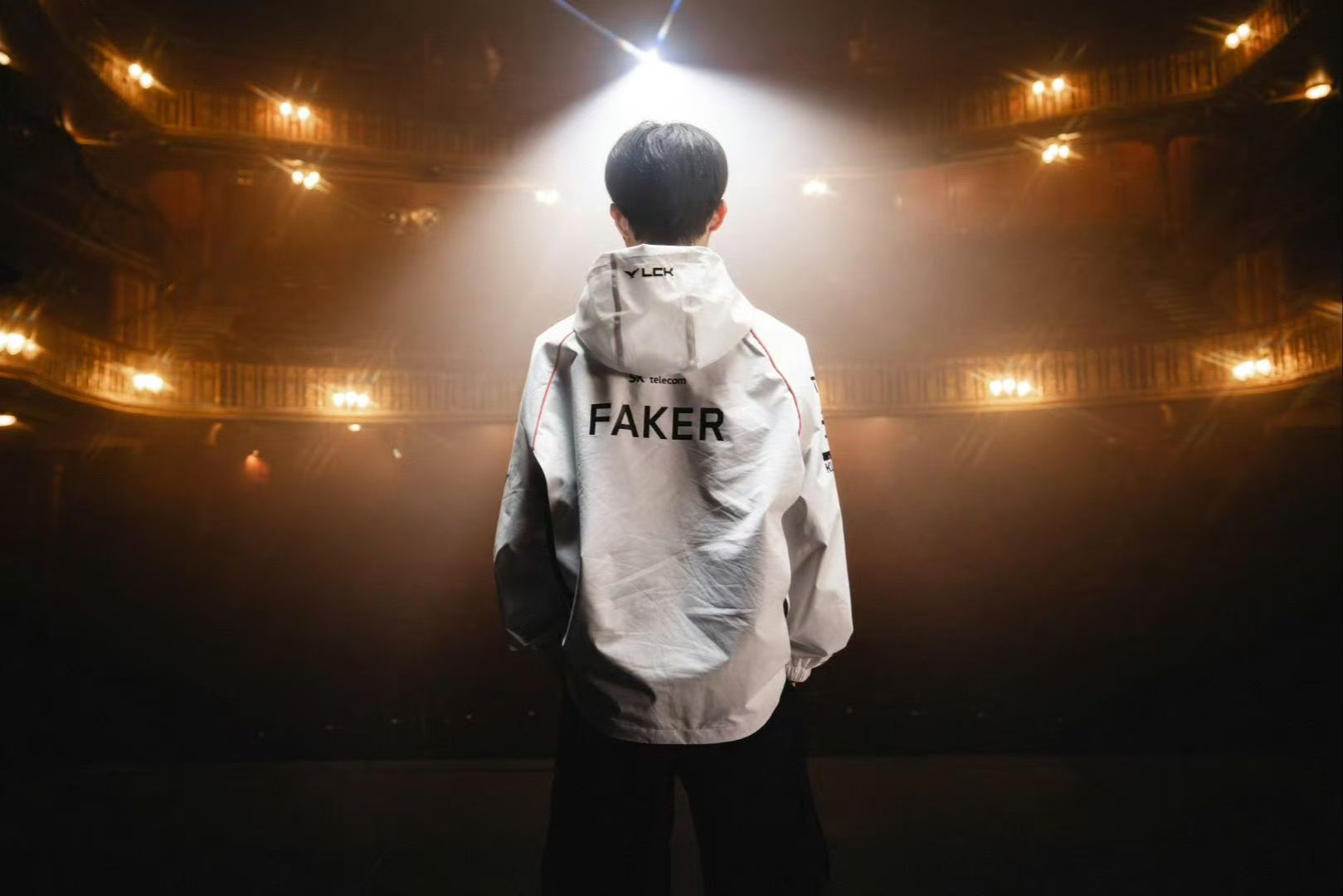 LNG赛后群访 教练：吸取了季后赛的教训，针对他们的绝活英雄