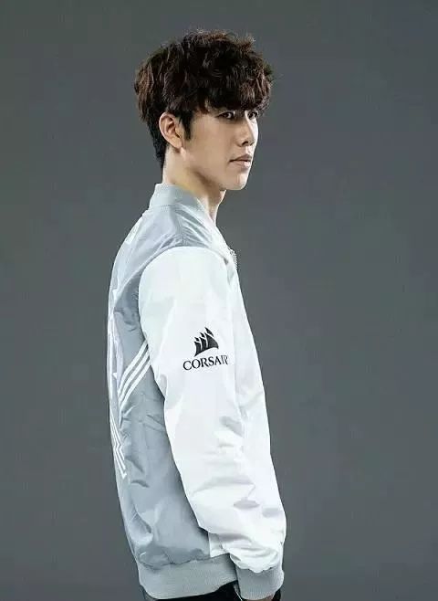 LNG玄学夺冠率拉满？自LPL双败赛制后夏季常规赛第2名都获得冠军